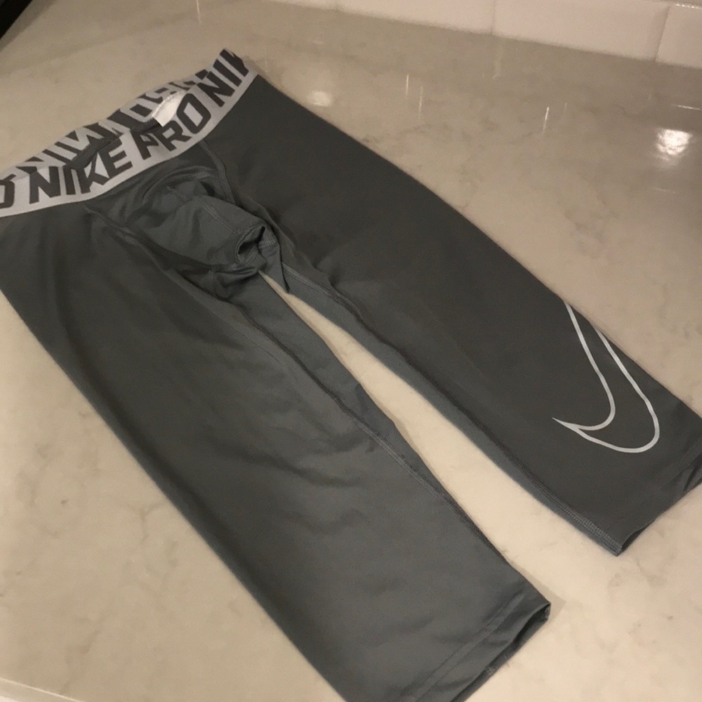 Nike pro dry fit boys gray pants size M